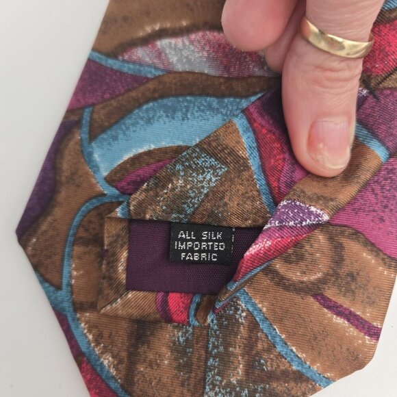 Vintage John Weitz Mens Tie Abstract Picasso 100% Silk Red Blue Purple USA 4x61 - Picture 6 of 7